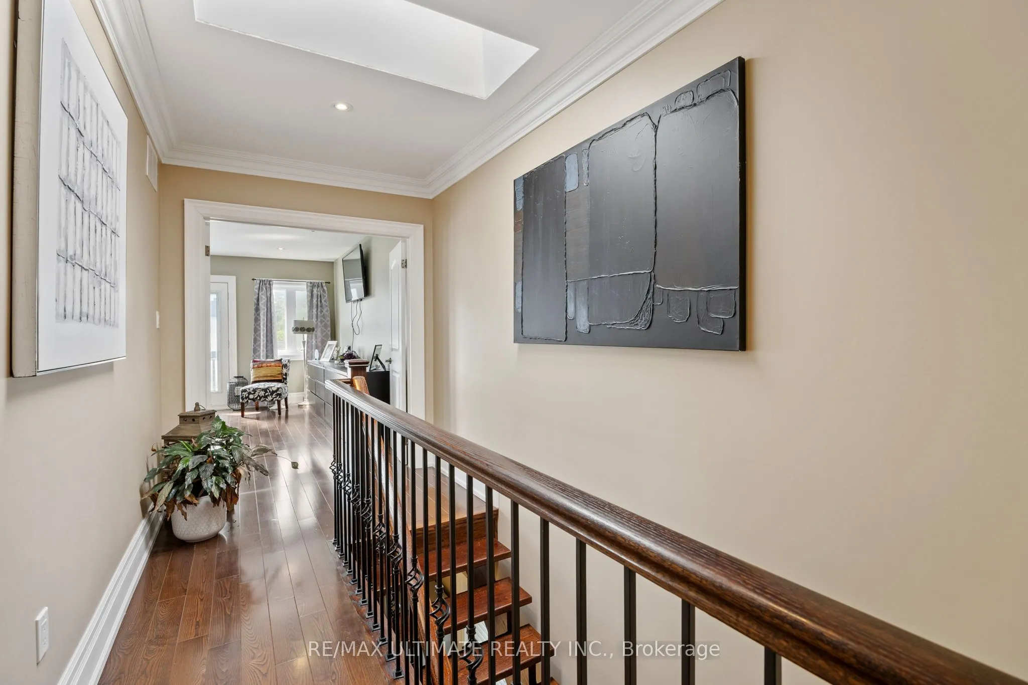 23 Seneca Avenue