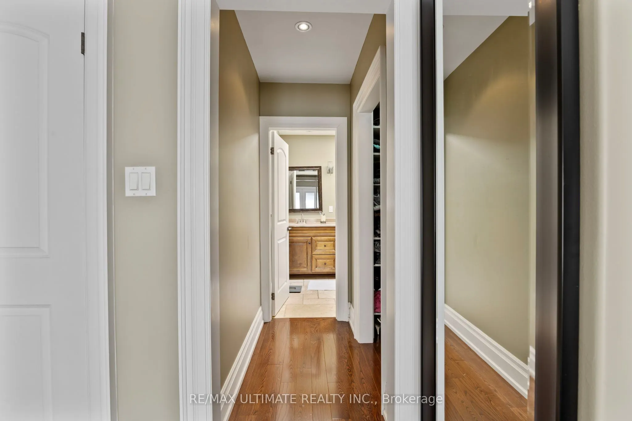 23 Seneca Avenue