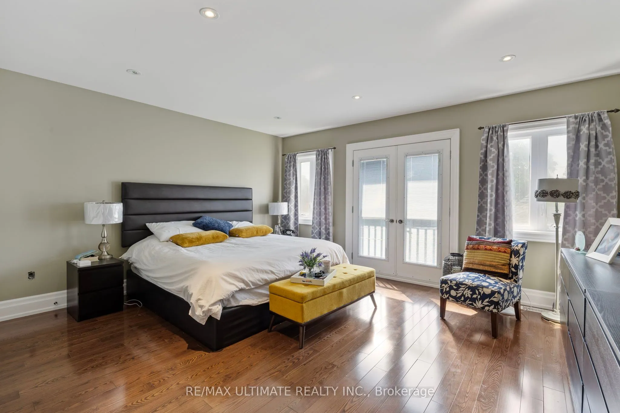 23 Seneca Avenue