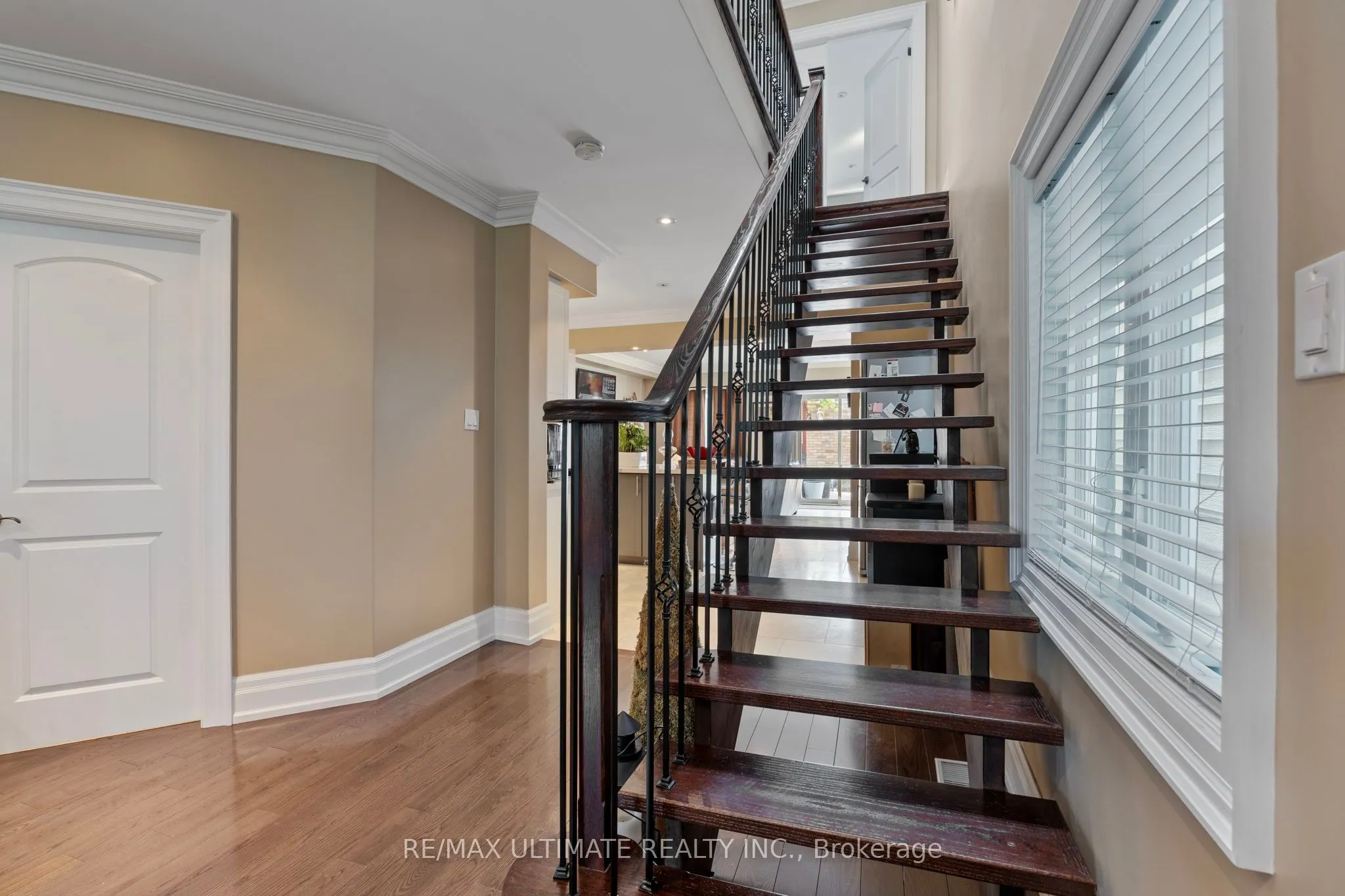 23 Seneca Avenue