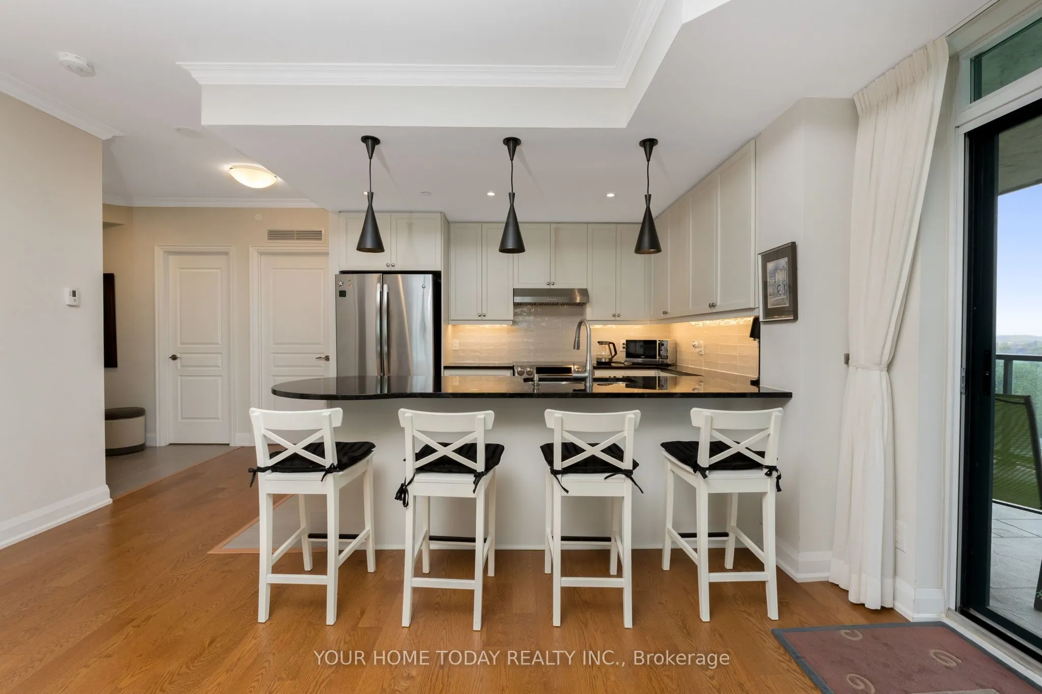 50 Hall Road, #1001