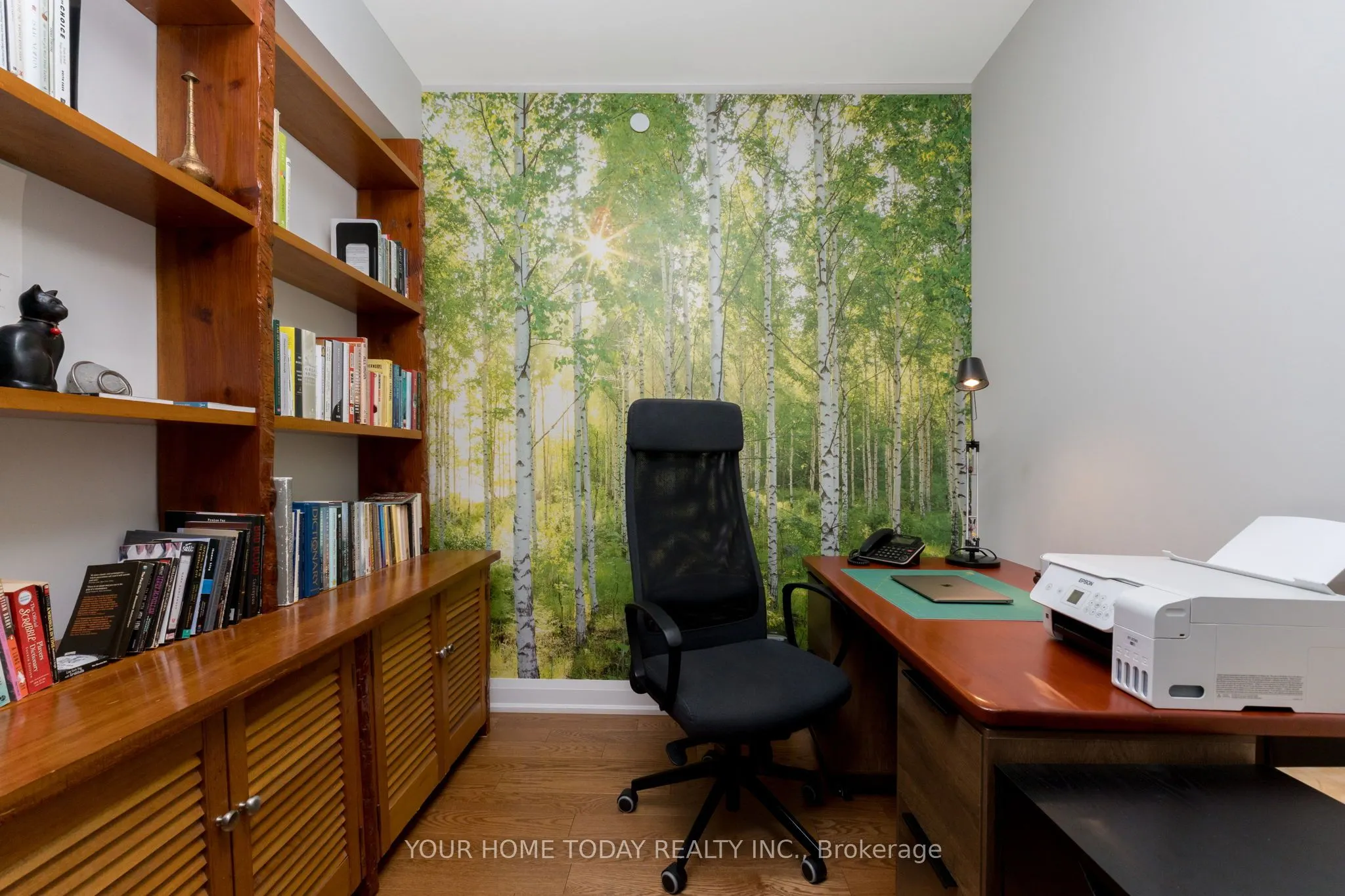 50 Hall Road, #1001