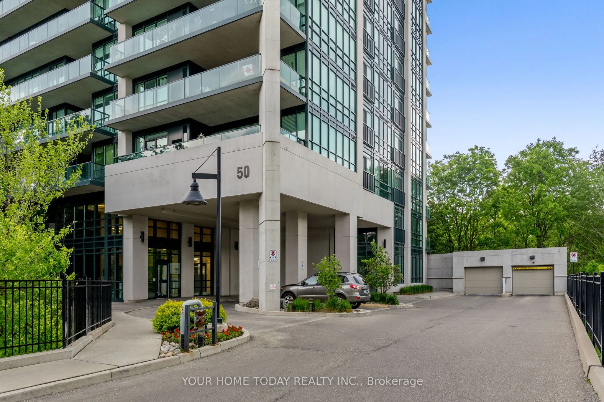 50 Hall Road, #1001