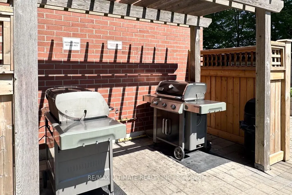 60 Heintzman Street, #740