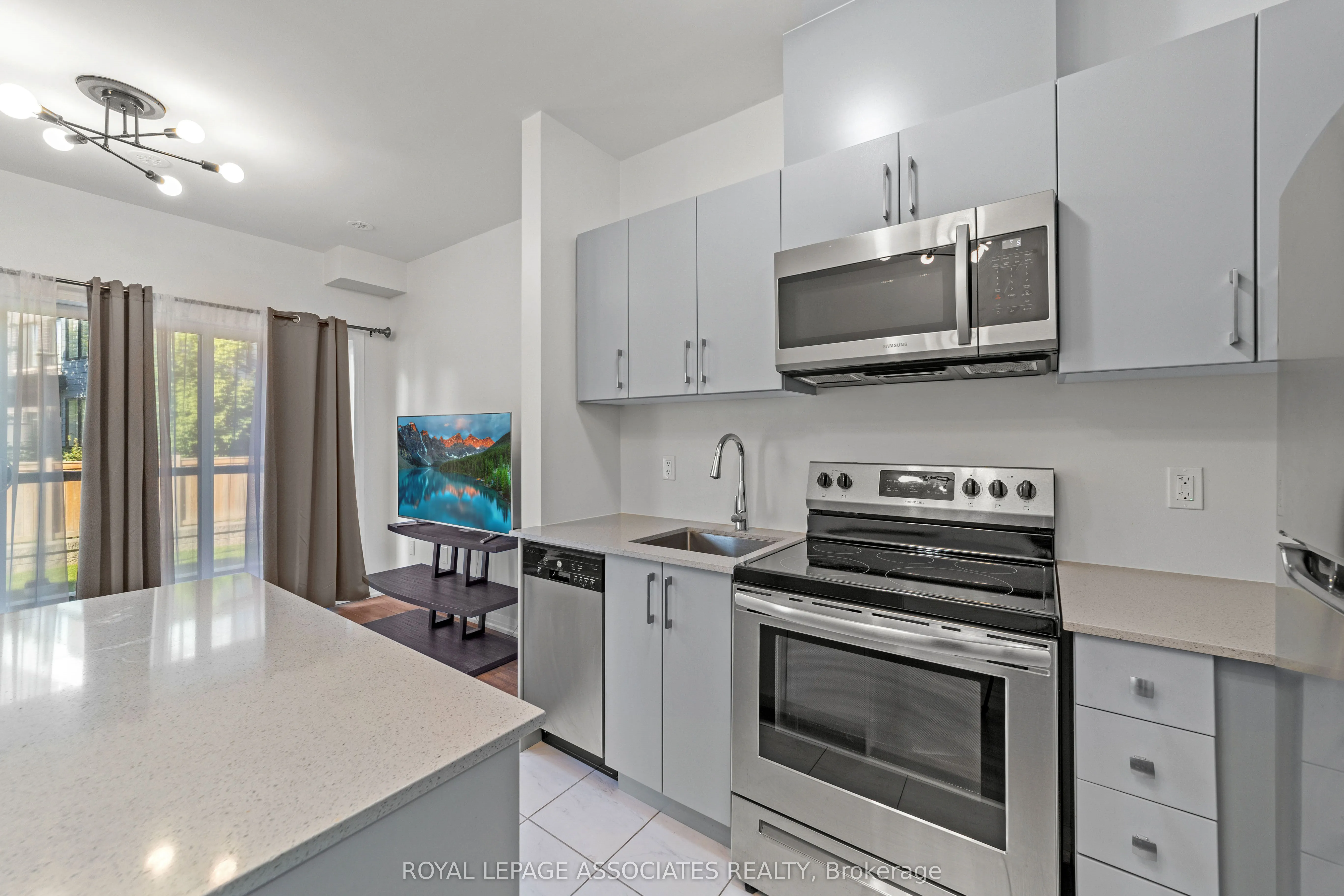 1165 Journeyman Lane, #213