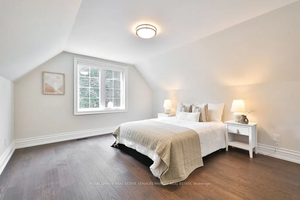 1033 Wenleigh Court