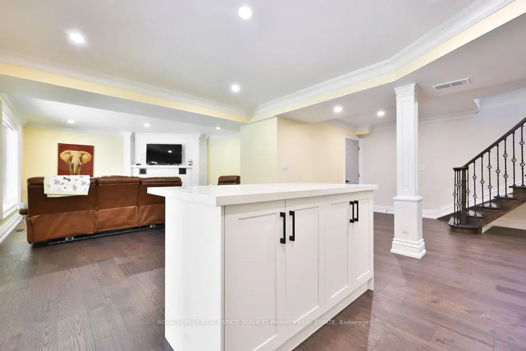 1033 Wenleigh Court