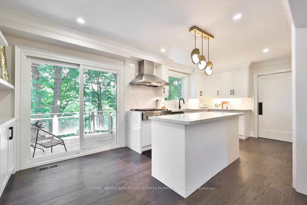1033 Wenleigh Court