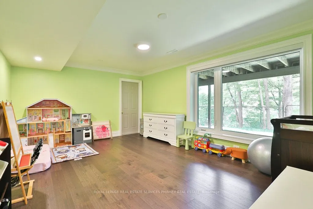 1033 Wenleigh Court