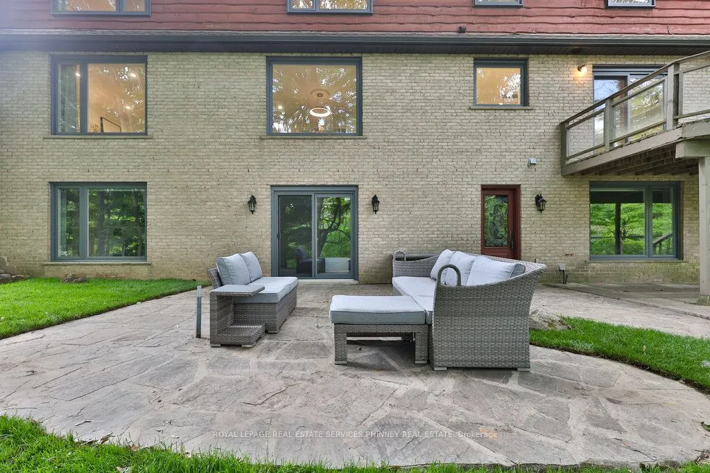 1033 Wenleigh Court