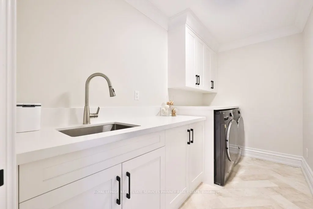 1033 Wenleigh Court