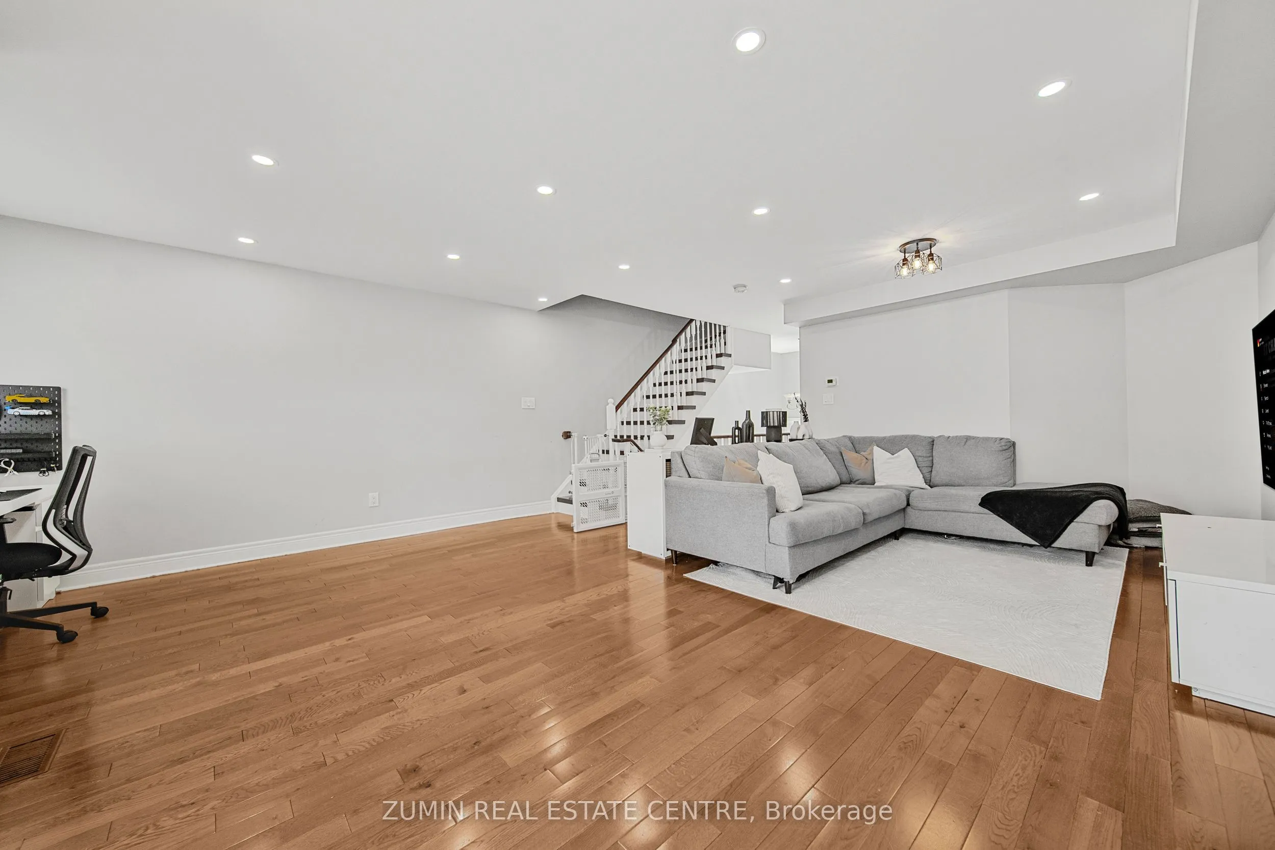 91 Provincial Place