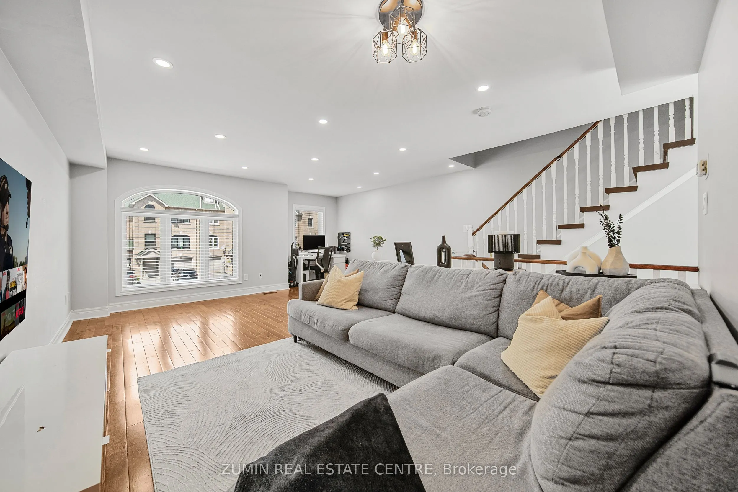 91 Provincial Place