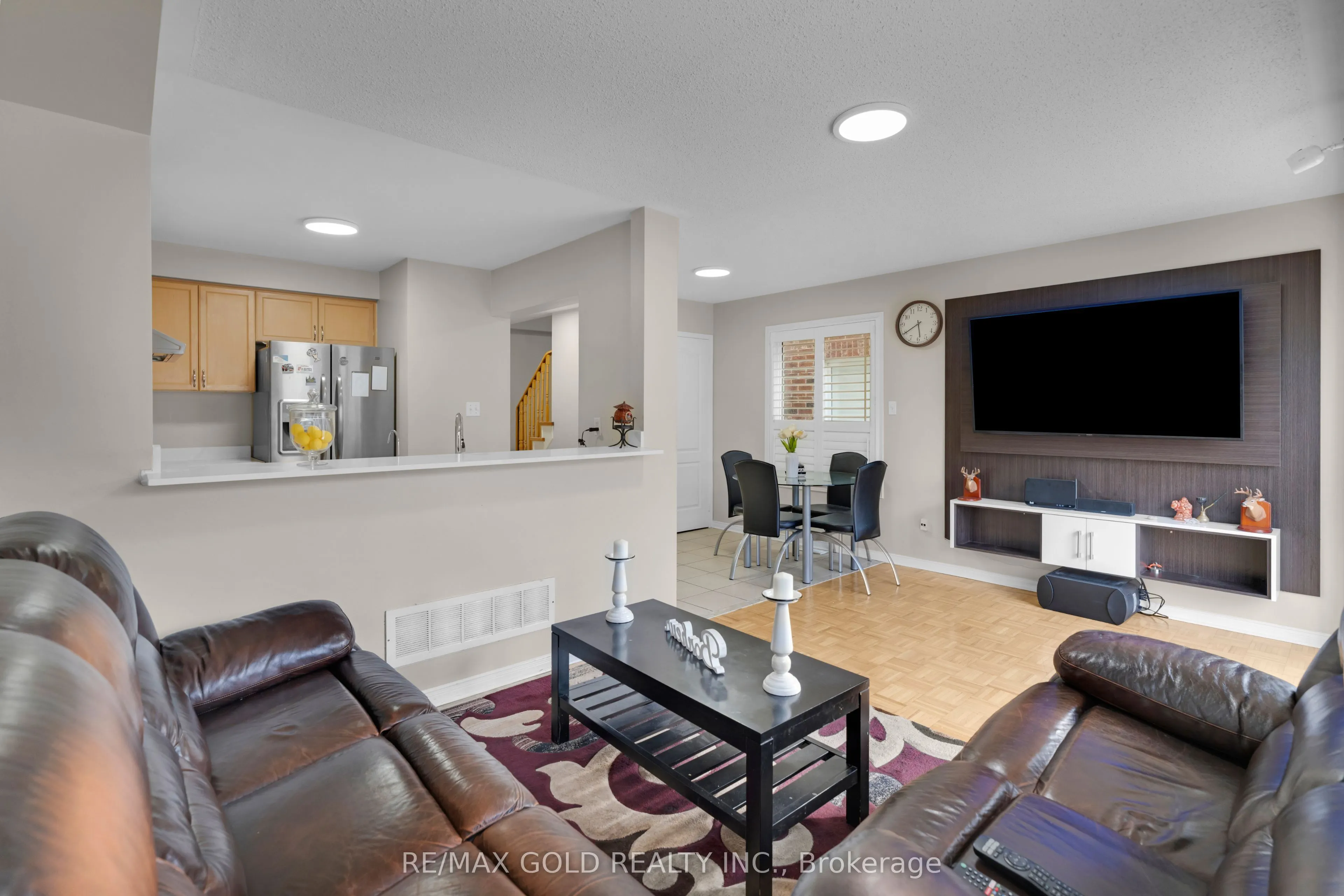 29 Sand Cherry Crescent