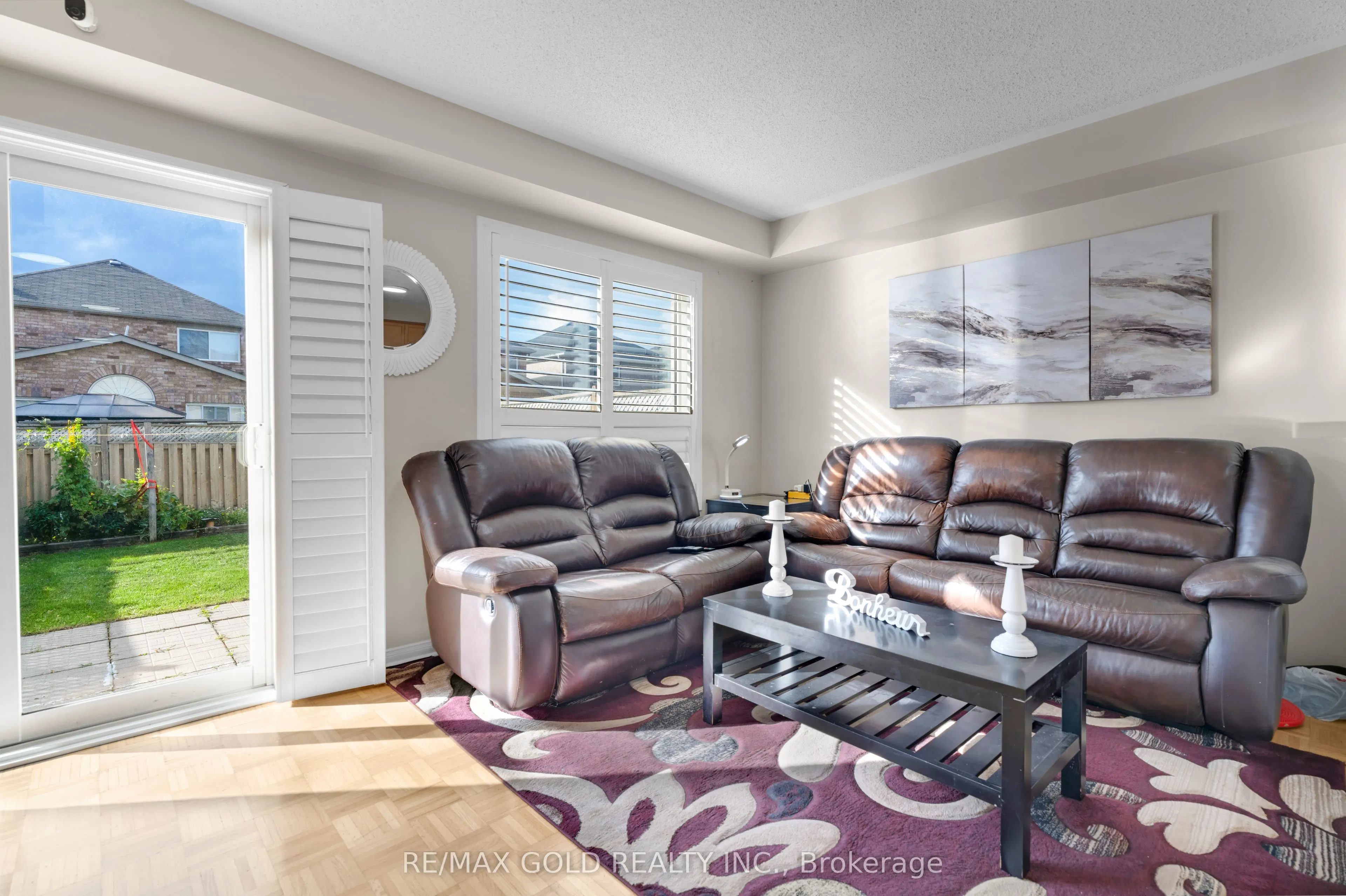 29 Sand Cherry Crescent