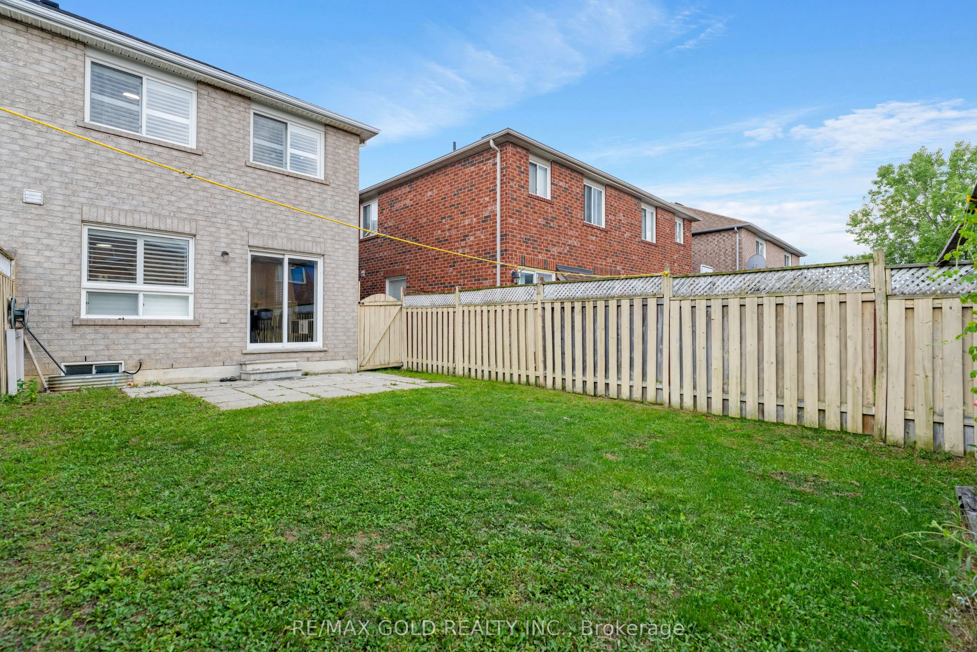29 Sand Cherry Crescent