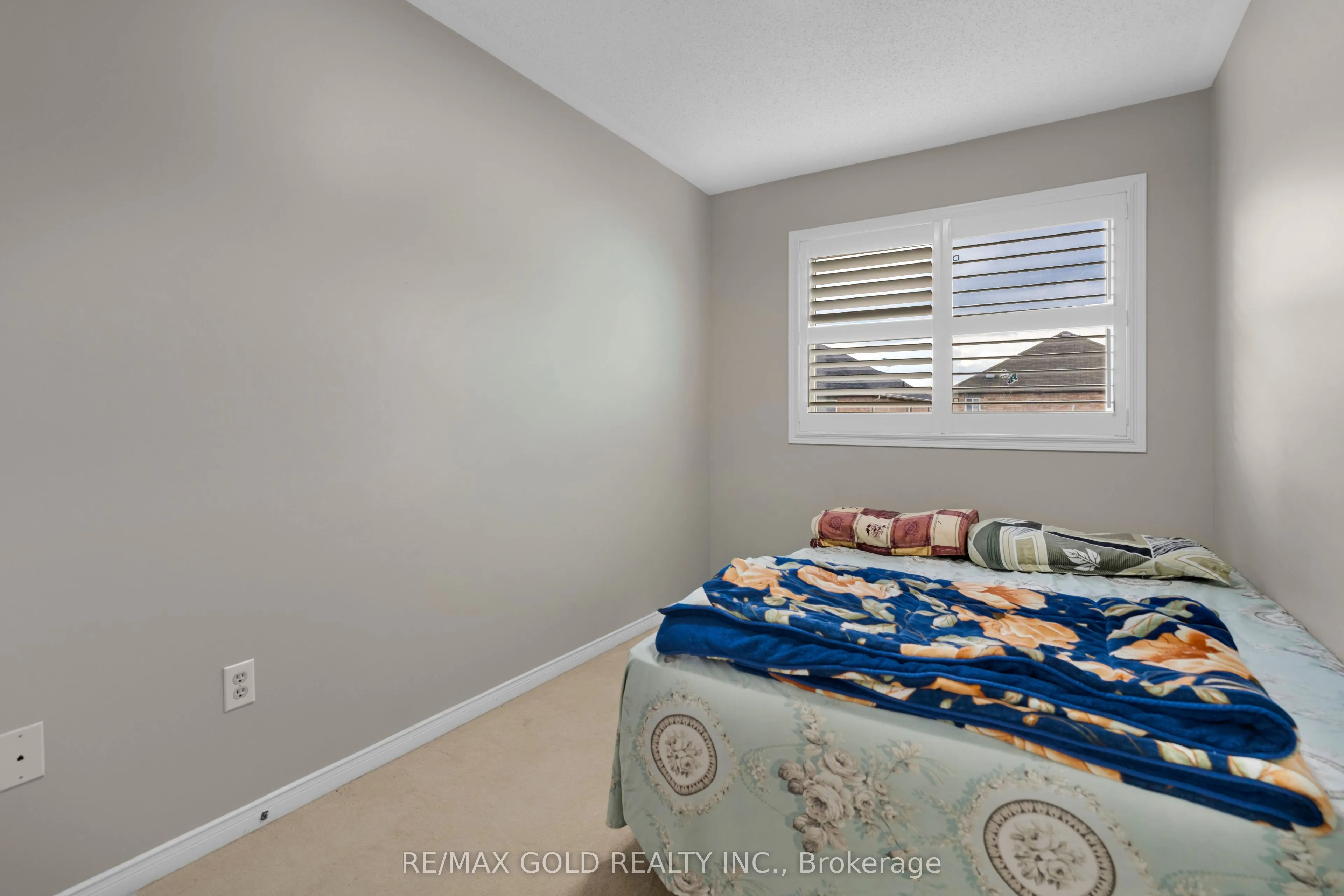 29 Sand Cherry Crescent