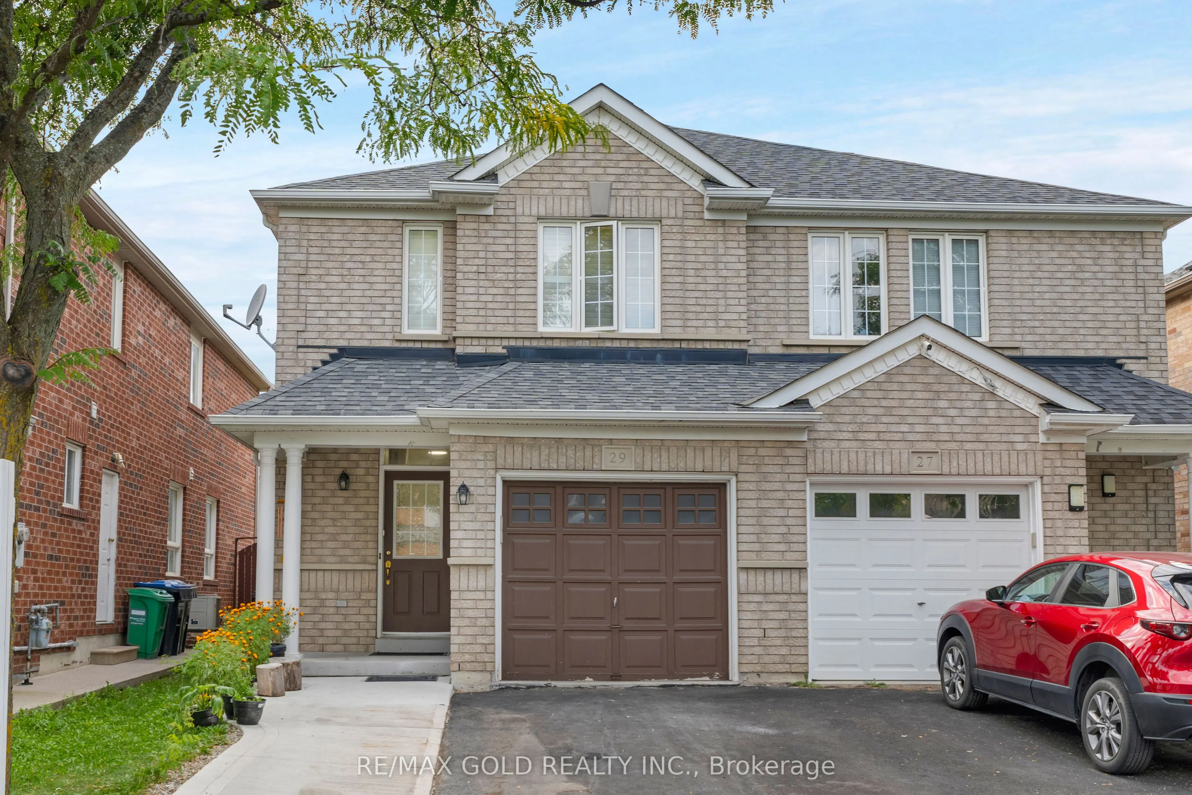 29 Sand Cherry Crescent