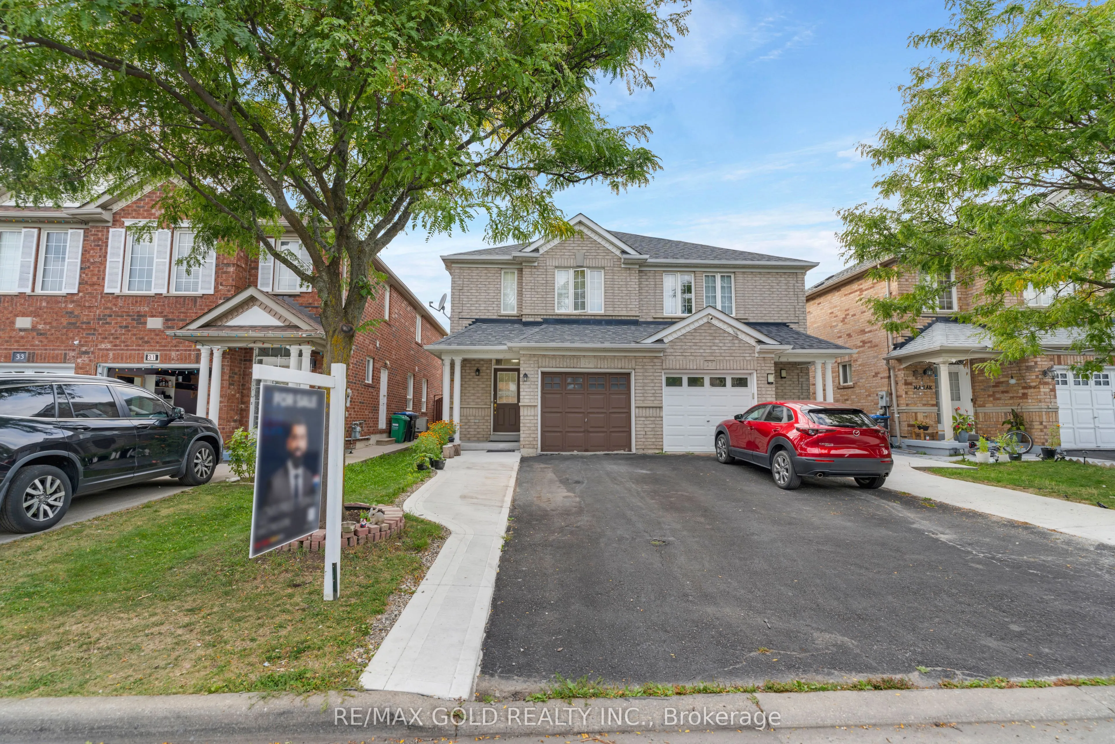 29 Sand Cherry Crescent