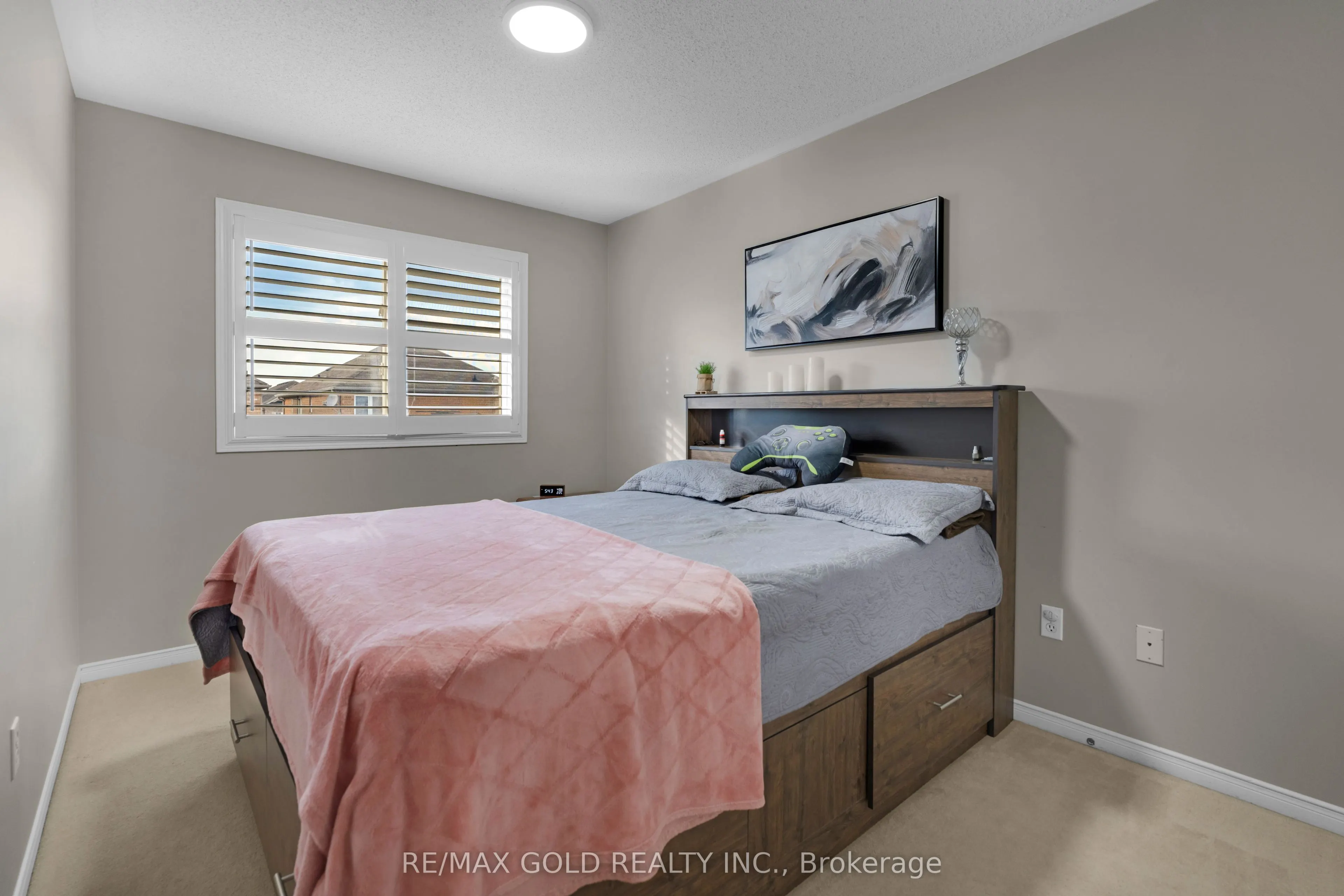29 Sand Cherry Crescent