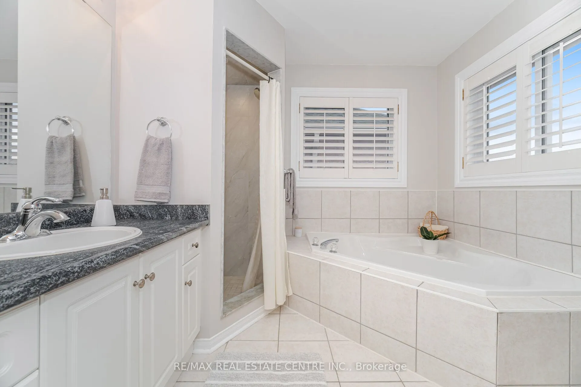 275 Cresthaven Road