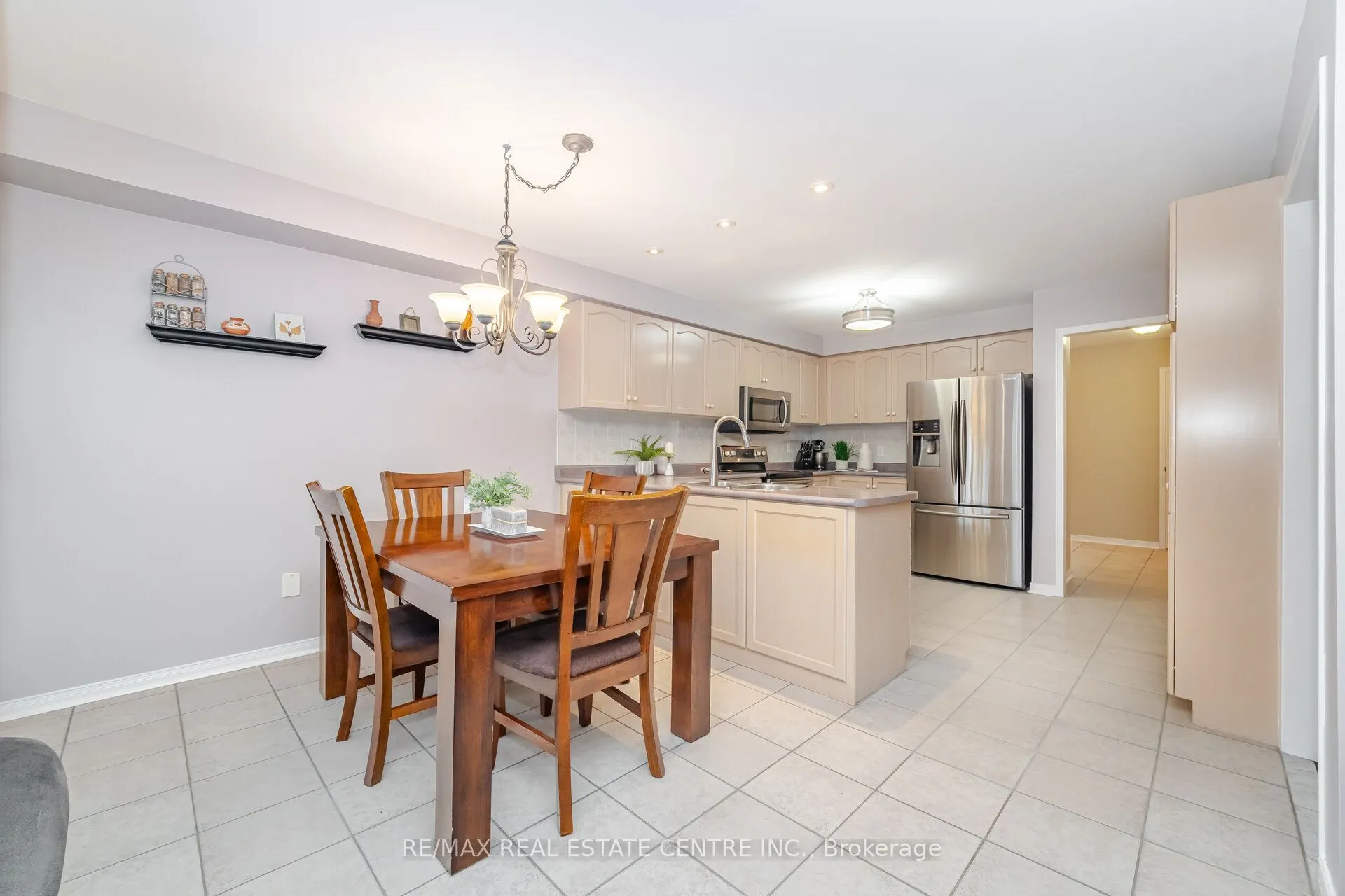 275 Cresthaven Road