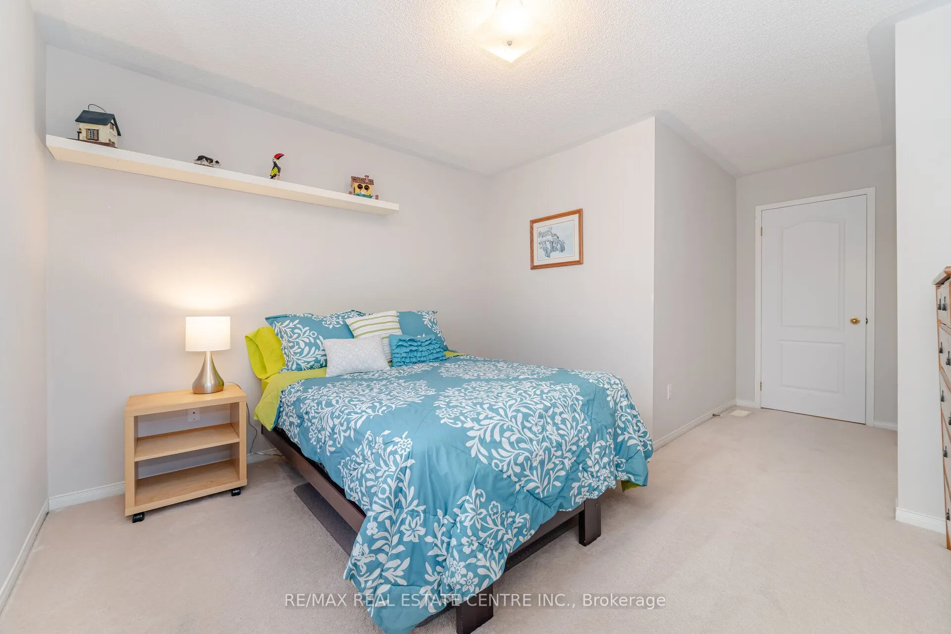 275 Cresthaven Road