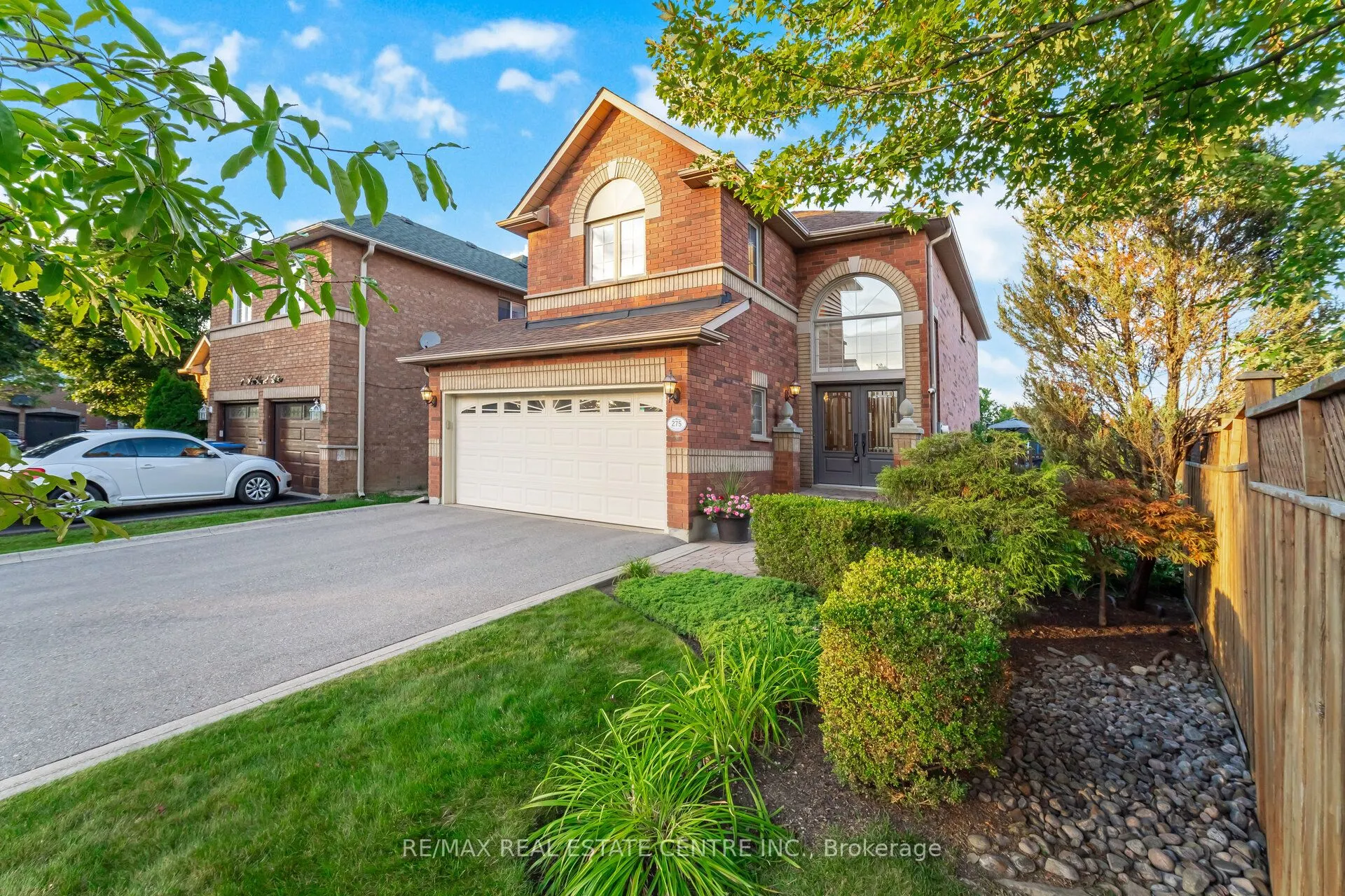 275 Cresthaven Road