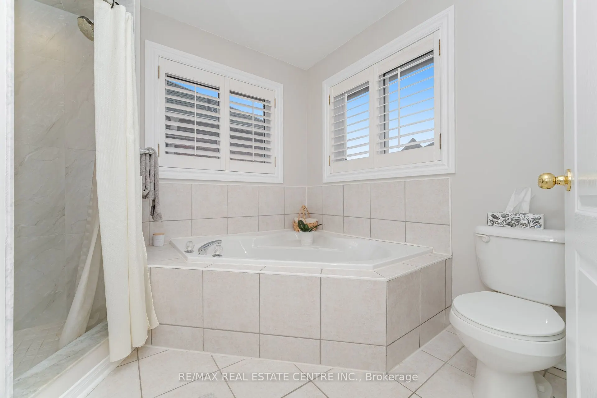 275 Cresthaven Road