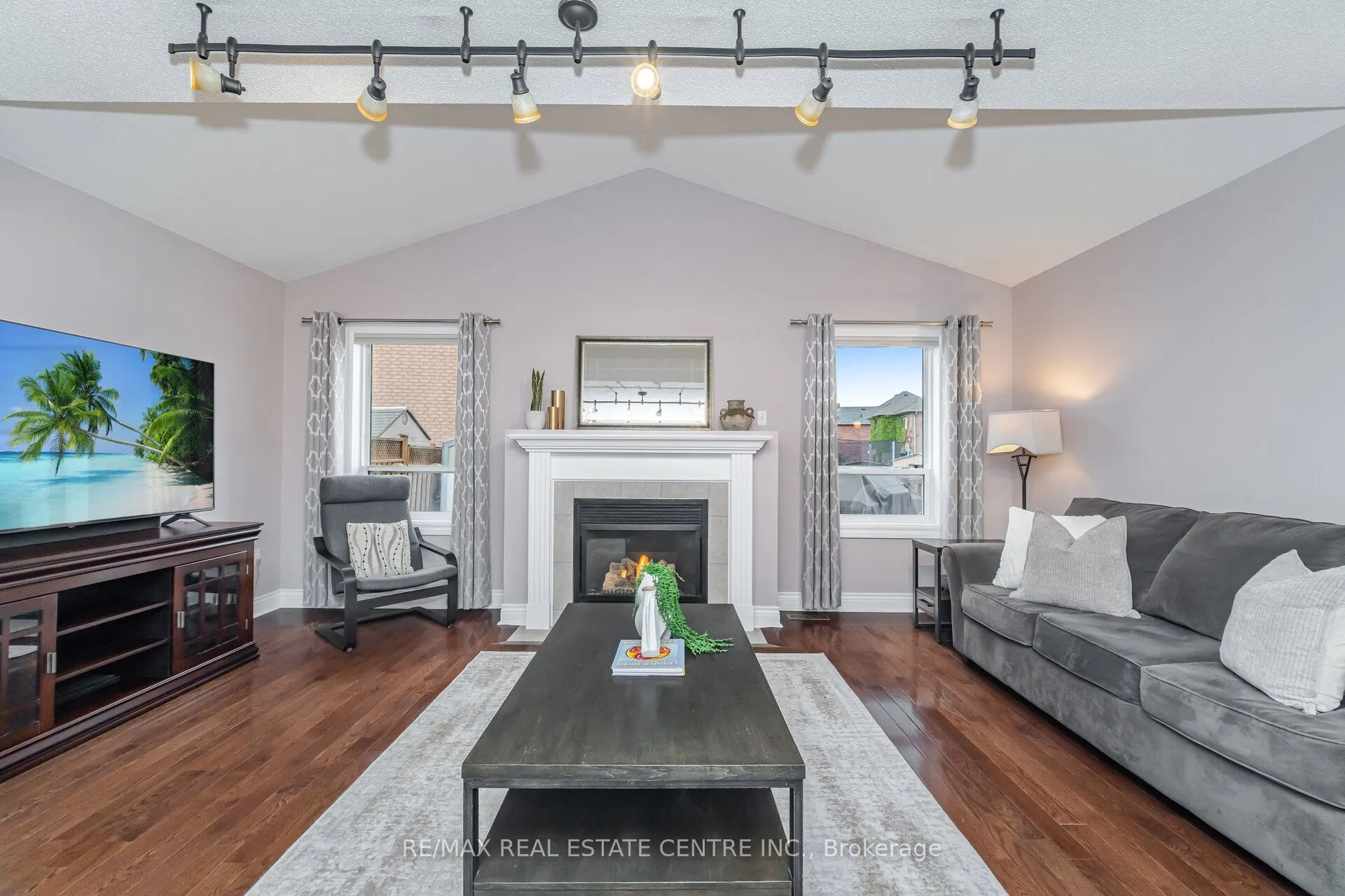 275 Cresthaven Road