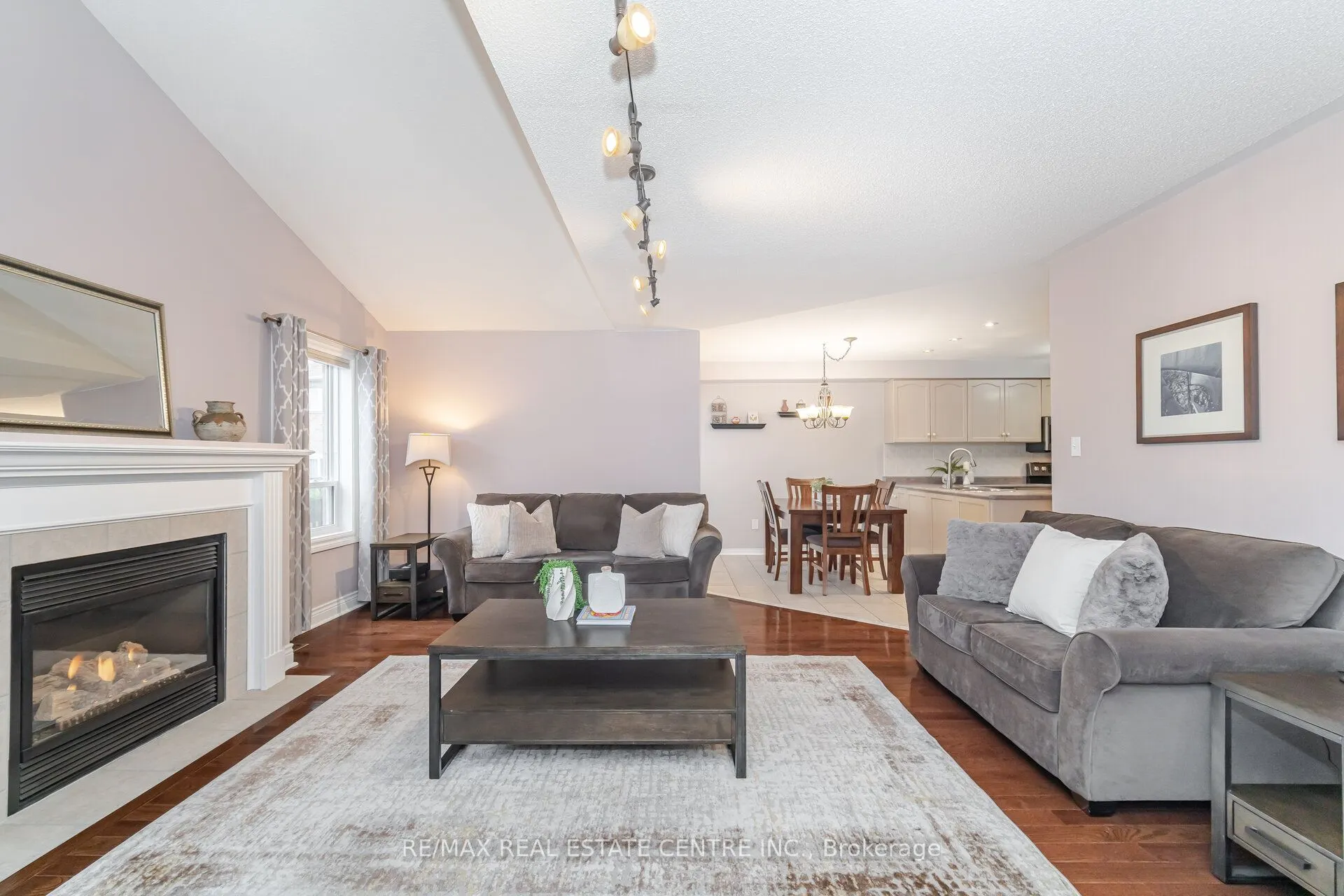 275 Cresthaven Road