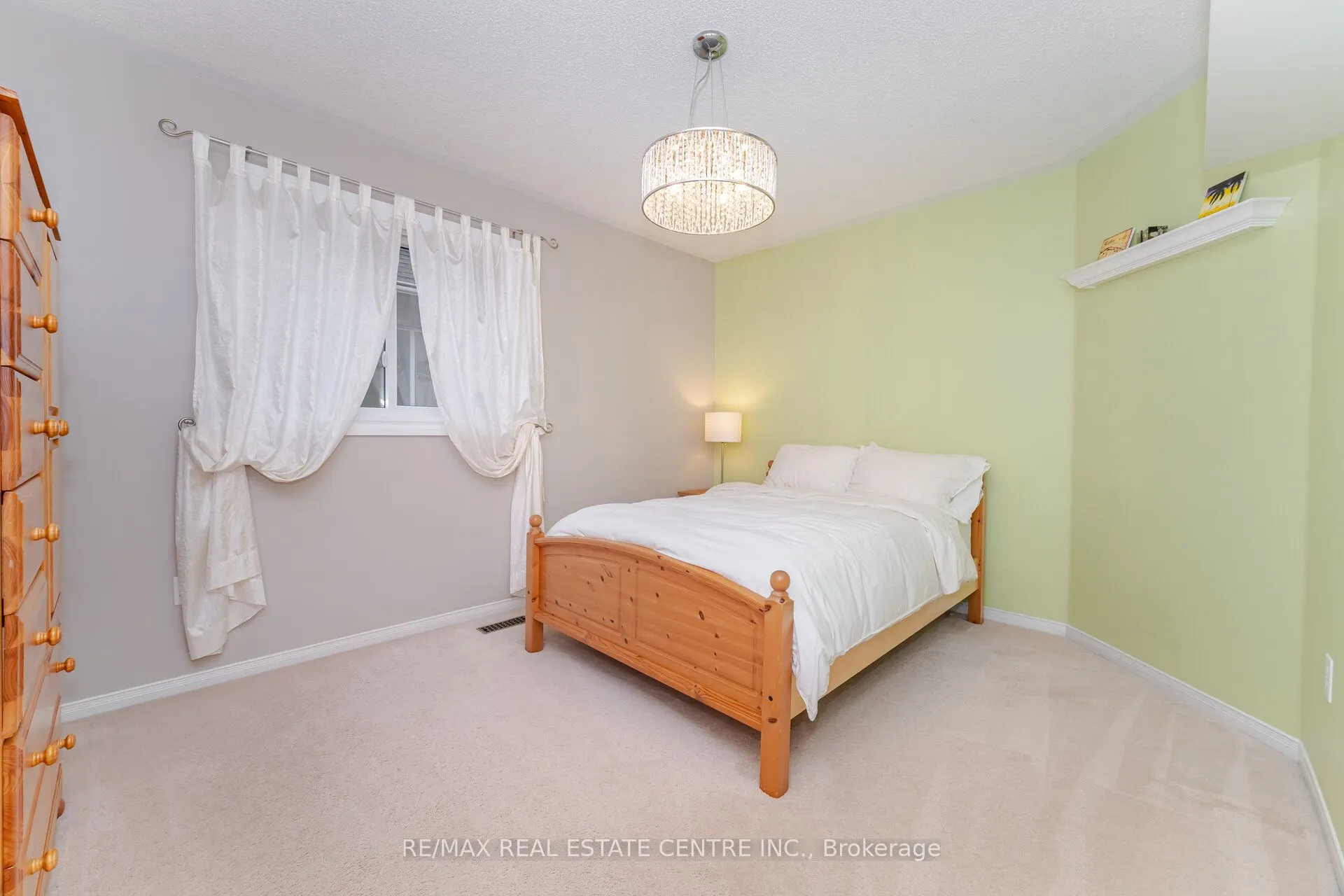 275 Cresthaven Road
