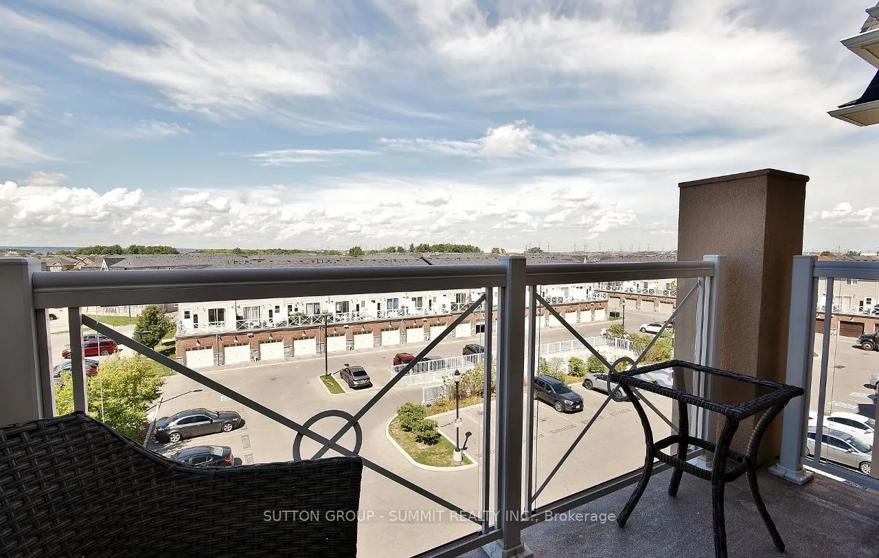 1360 COSTIGAN Road, #411