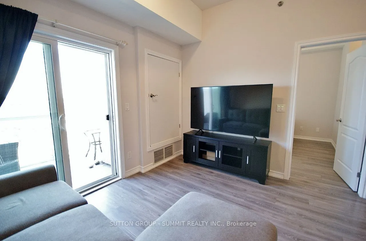 1360 COSTIGAN Road, #411
