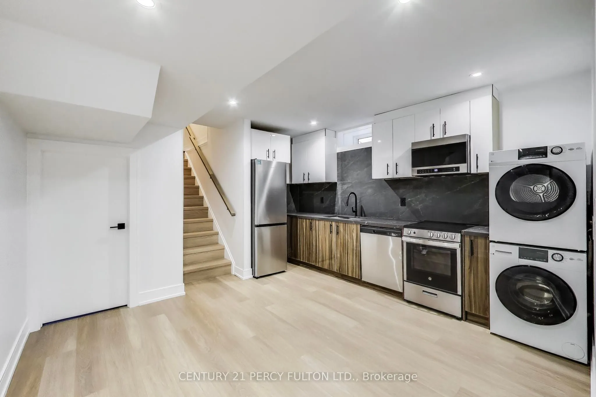 18 Springhurst Avenue, #3