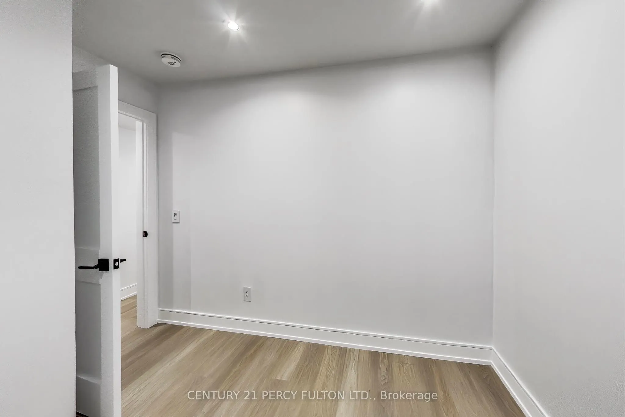 18 Springhurst Avenue, #3