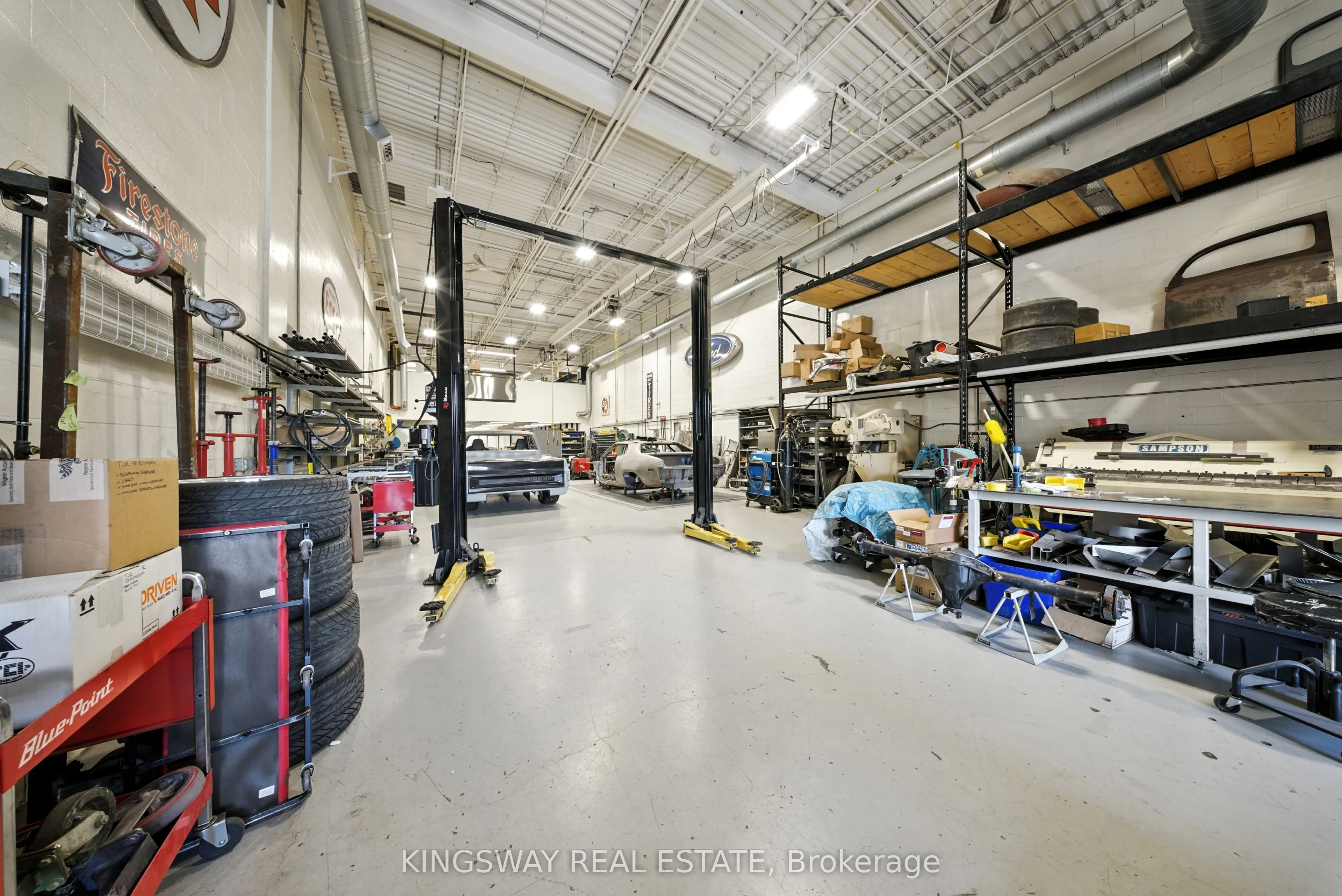 2359 Royal Windsor Drive, #3