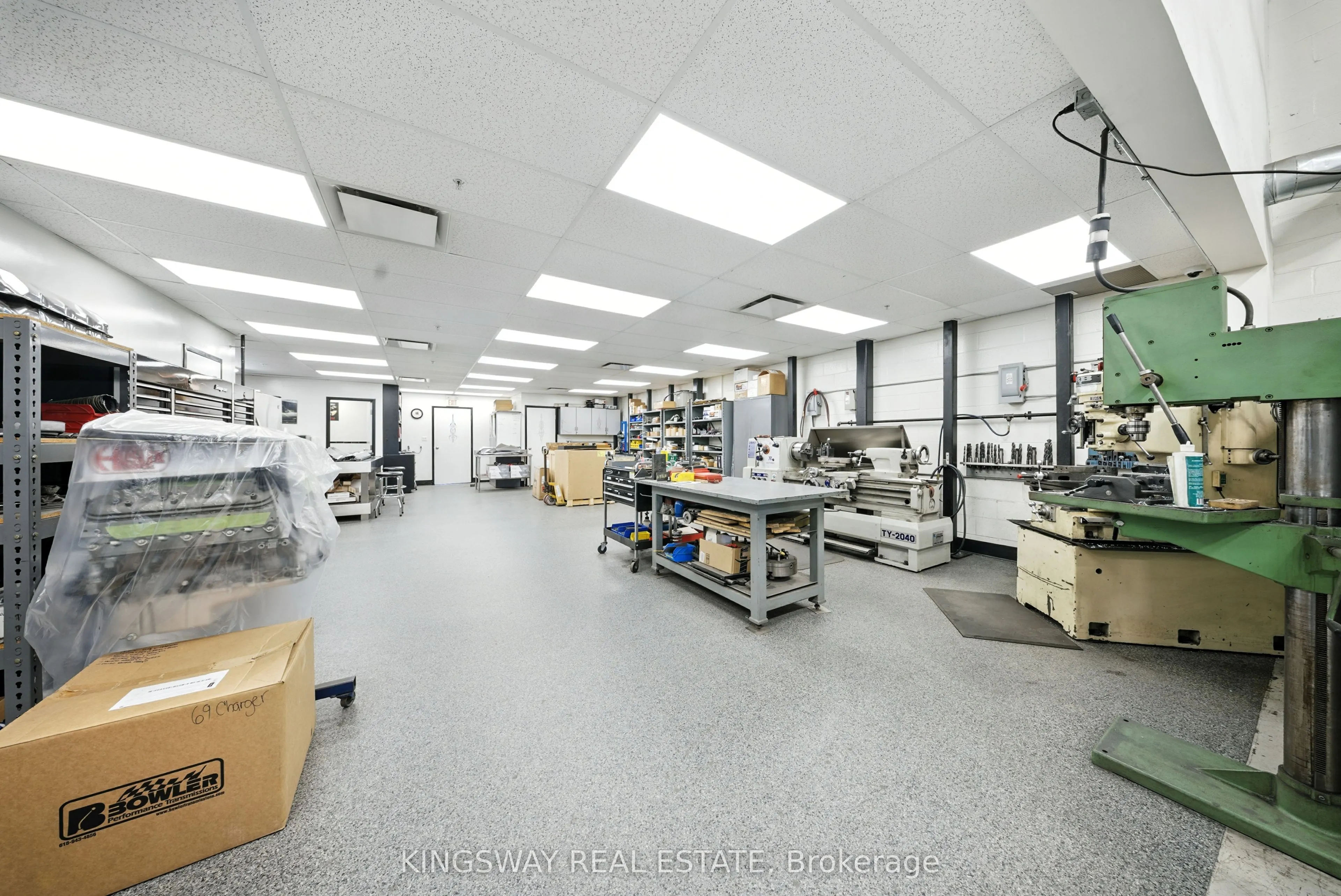 2359 Royal Windsor Drive, #3