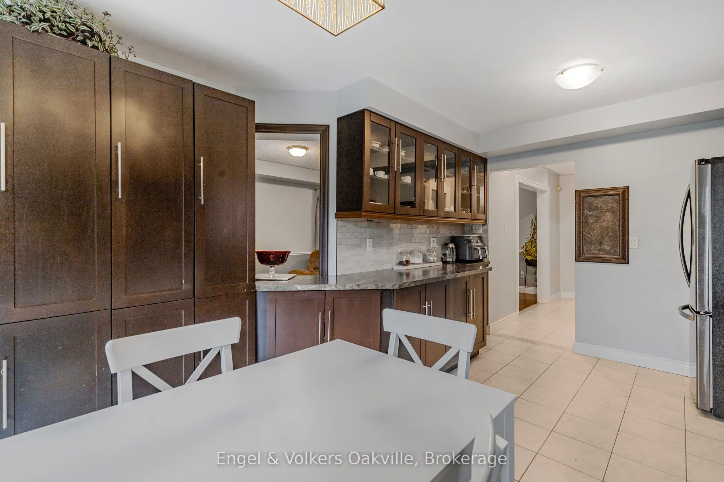 569 Phoebe Crescent