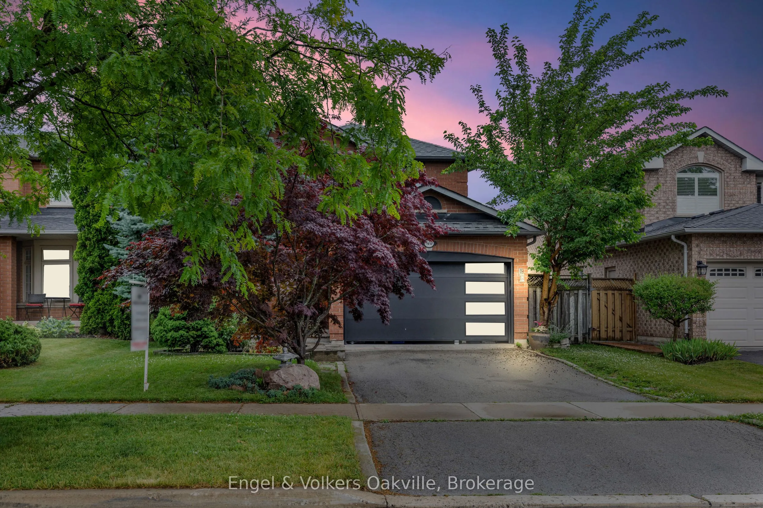 569 Phoebe Crescent