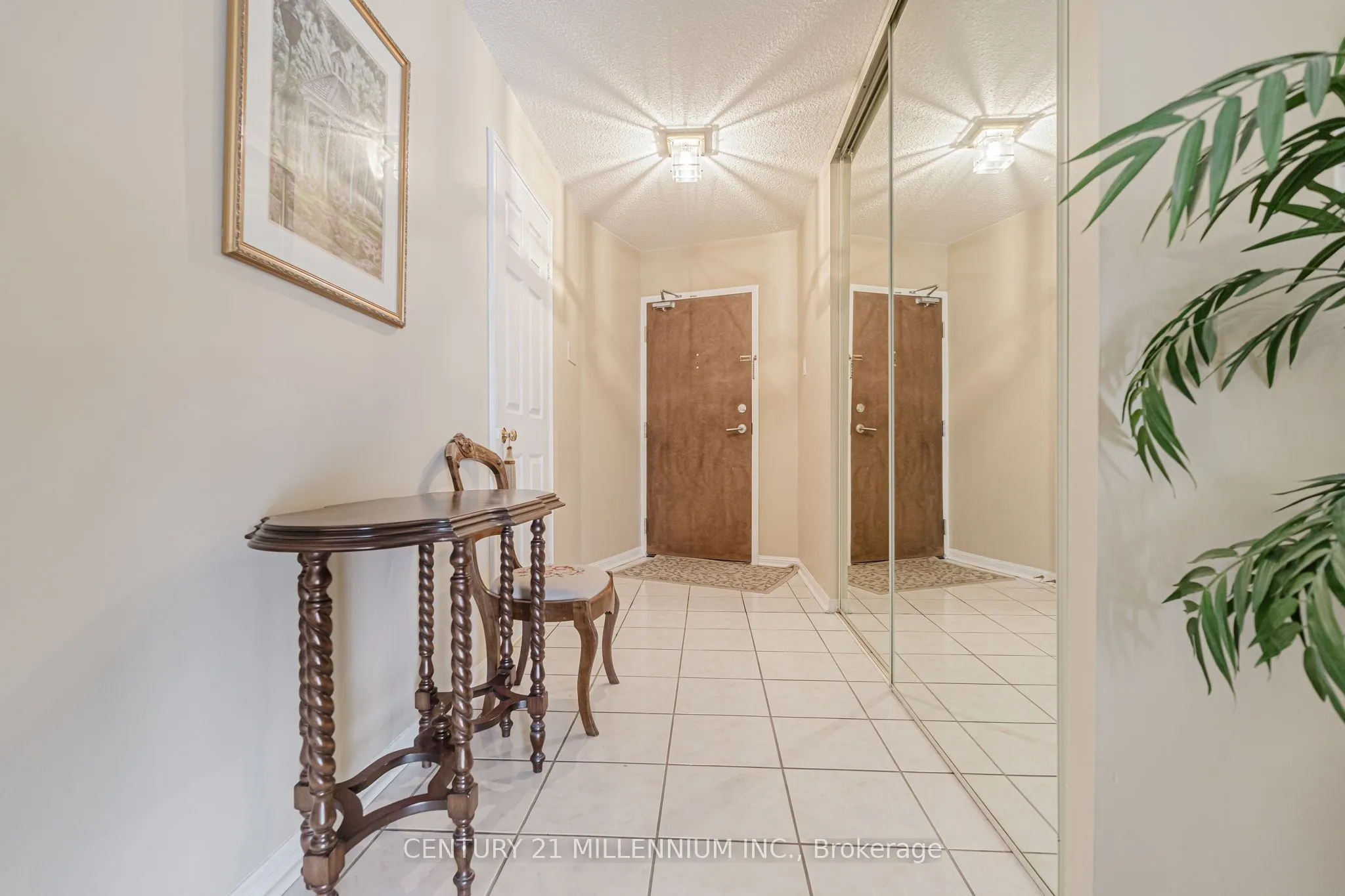 1230 Marlborough Court, #210