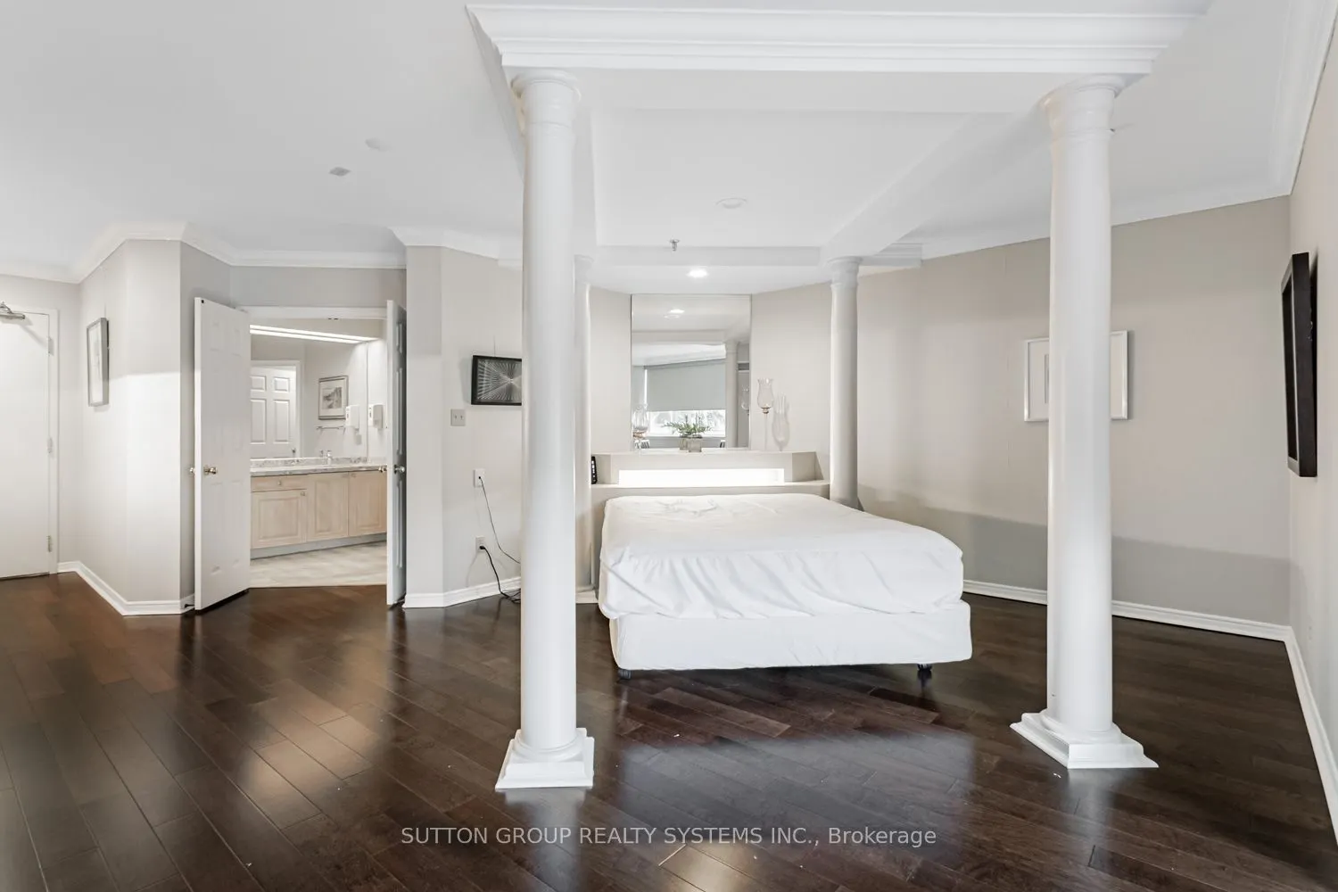 1001 Cedarglen Gate, #619
