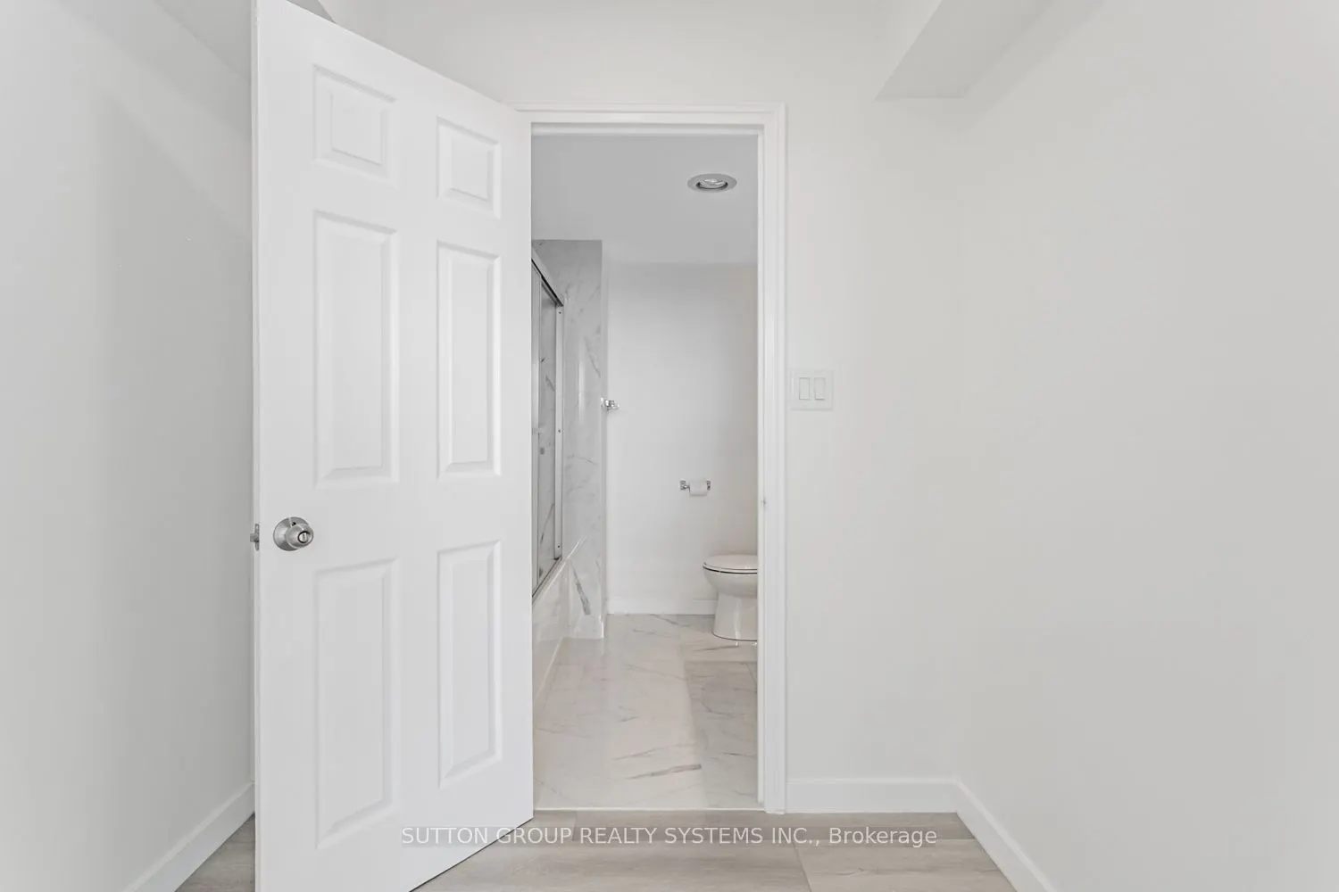 1001 Cedarglen Gate, #619