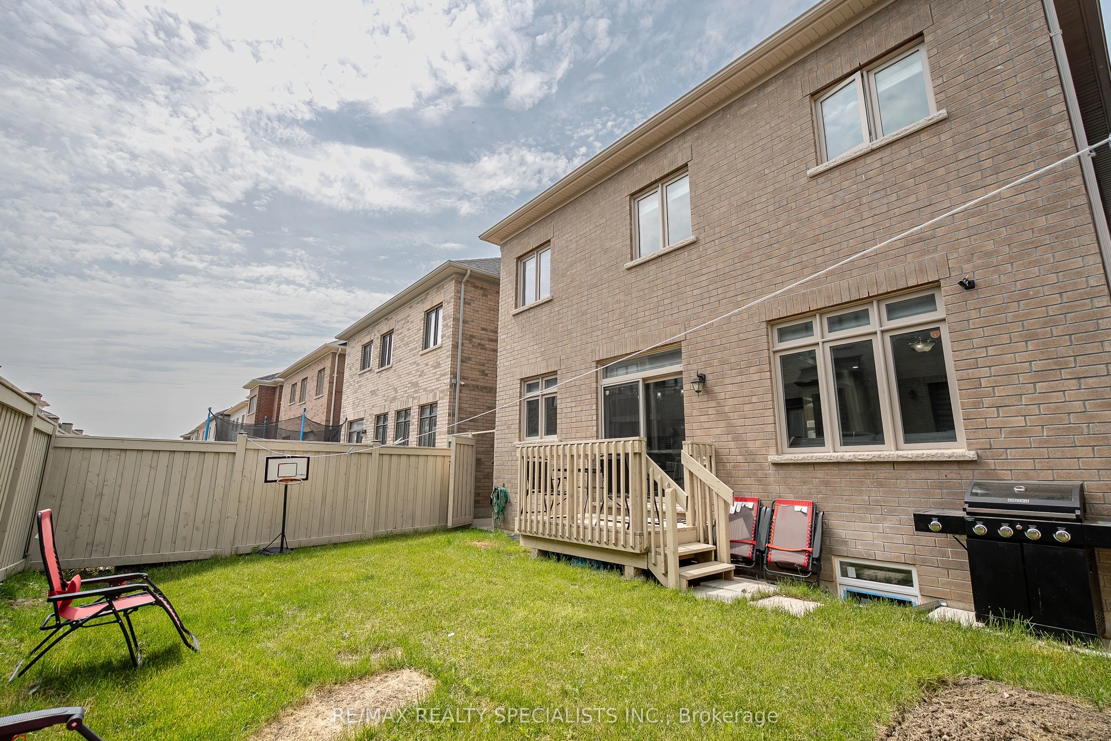 33 Thornvalley Terrace