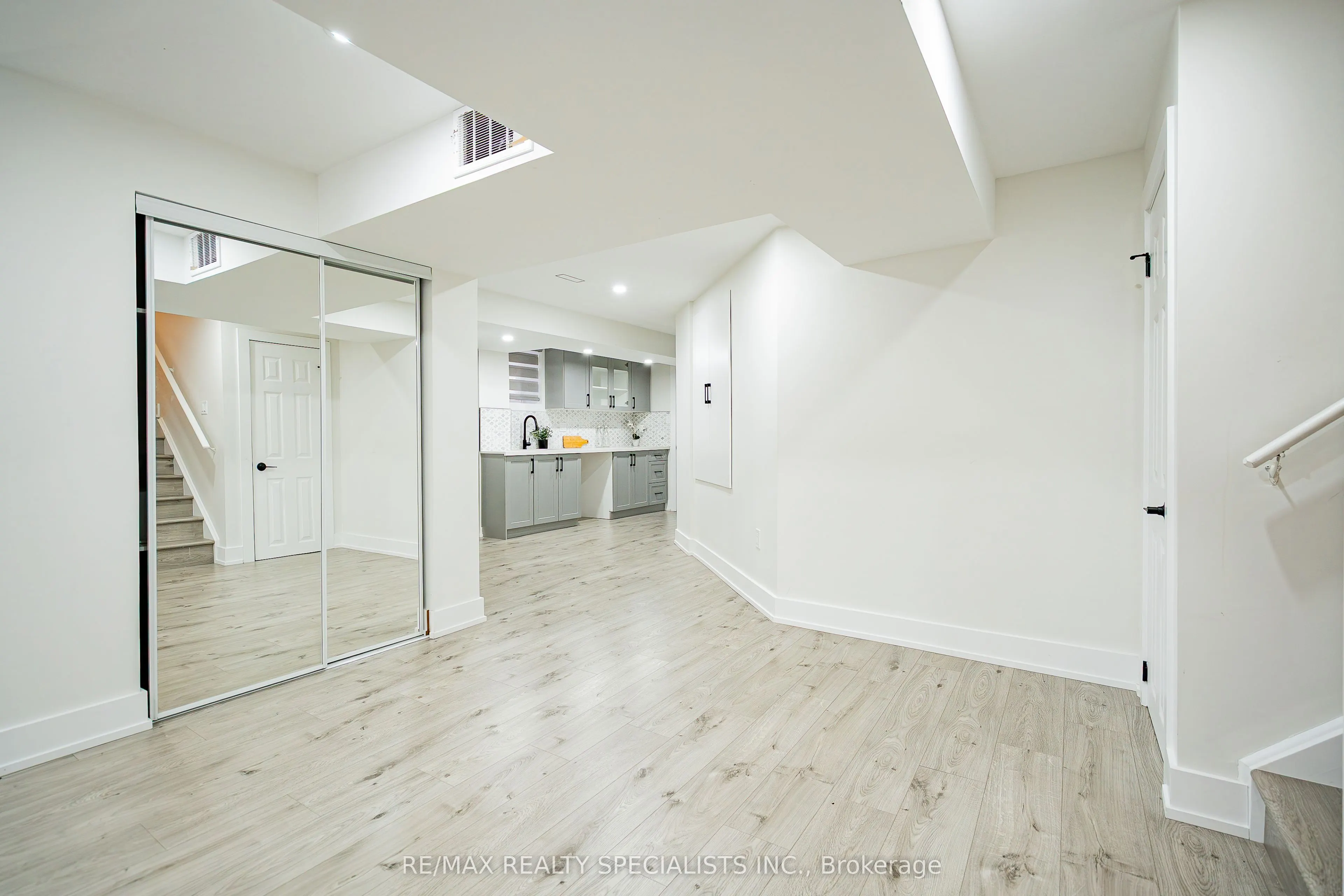 33 Thornvalley Terrace