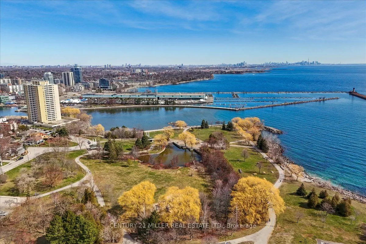 65 Port Street E, #601
