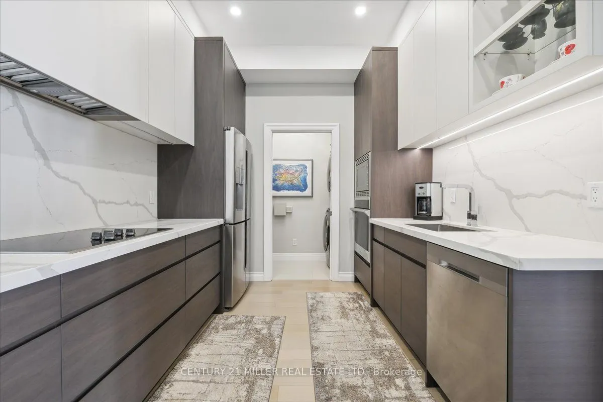 65 Port Street E, #601