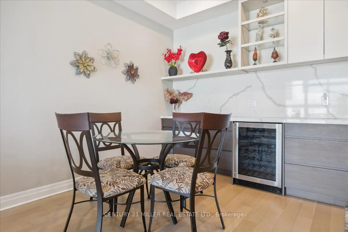 65 Port Street E, #601