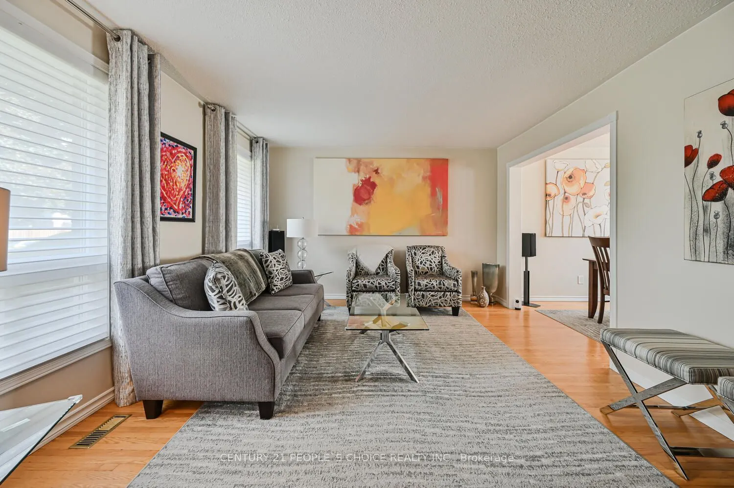 2 Fontaine Court