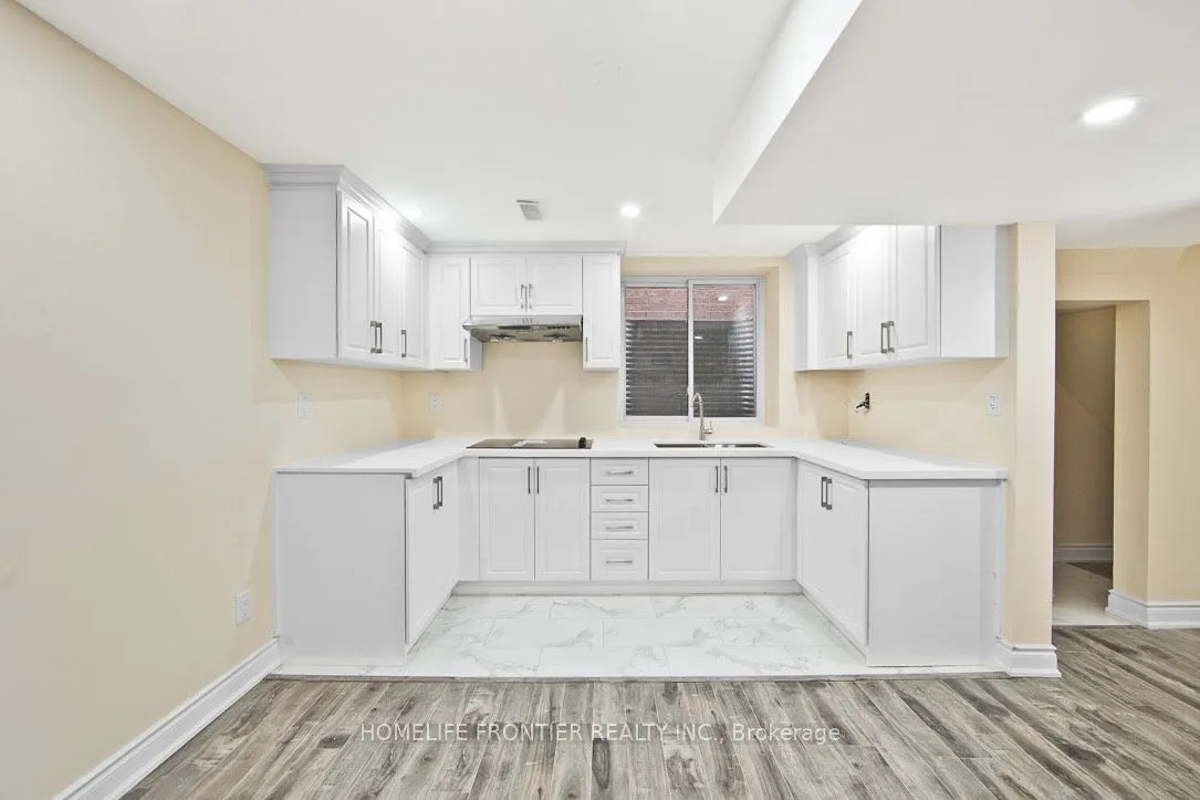 307 Hinton Terrace, #1